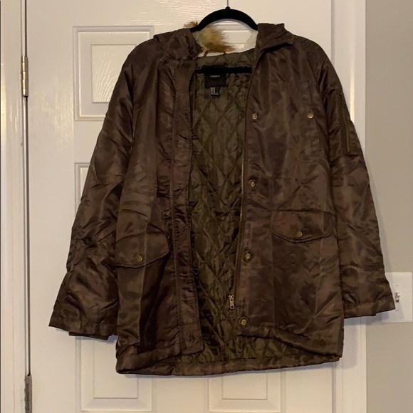 Winter Jacket - Picture 1 of 3